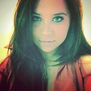 Meet your Posher, Olivia